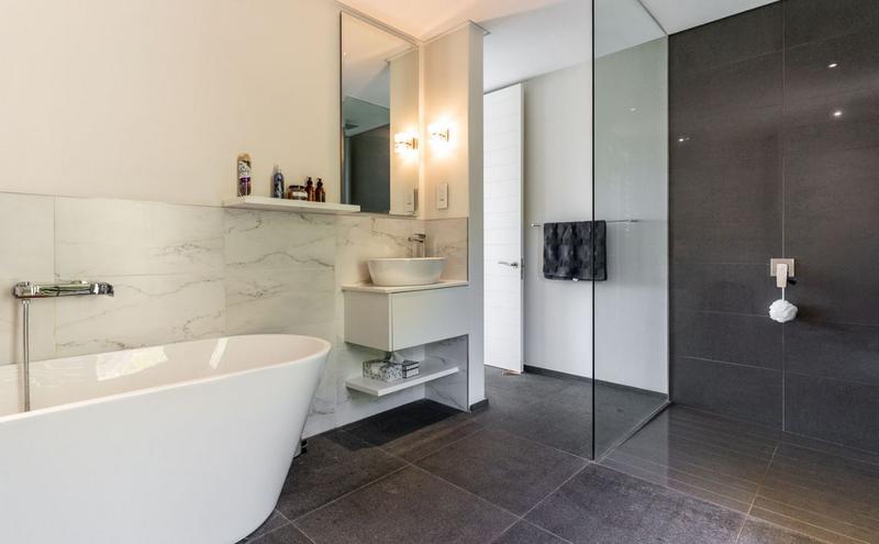 5 Bedroom Property for Sale in Hout Bay Western Cape